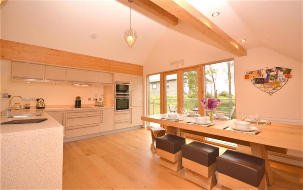 The kitchen and dining area at 29 Talland in Talland Bay