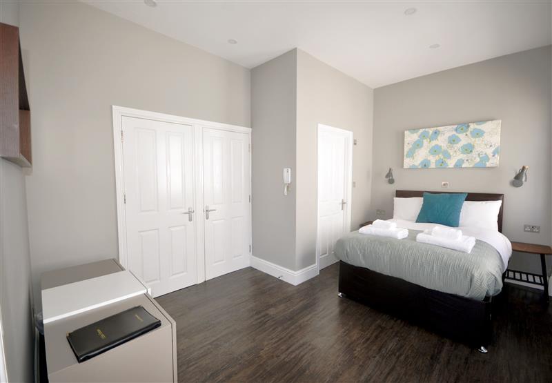 Double bedroom at 3 - 1 Elliot Terrace, Plymouth, Devon