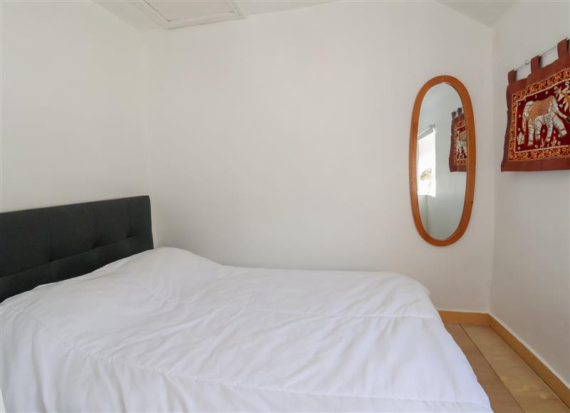 One of the bedrooms (photo 2) at 3 Abergele Terrace, Ffynnongroyw