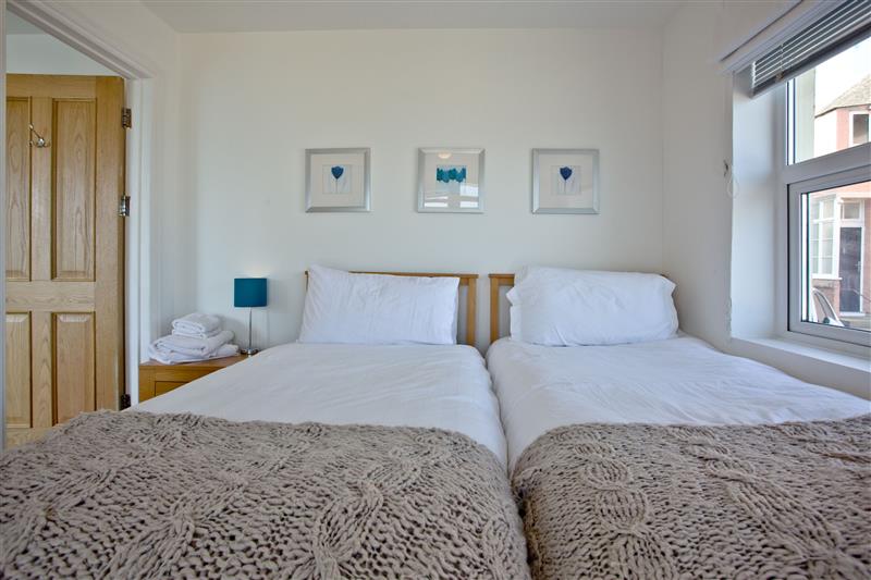 Twin bedroom at 3 At The Beach, Torcross, Devon