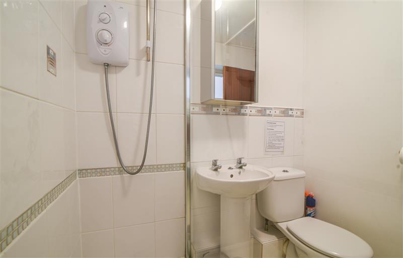The bathroom at 3 Bay View Court, Lyme Regis