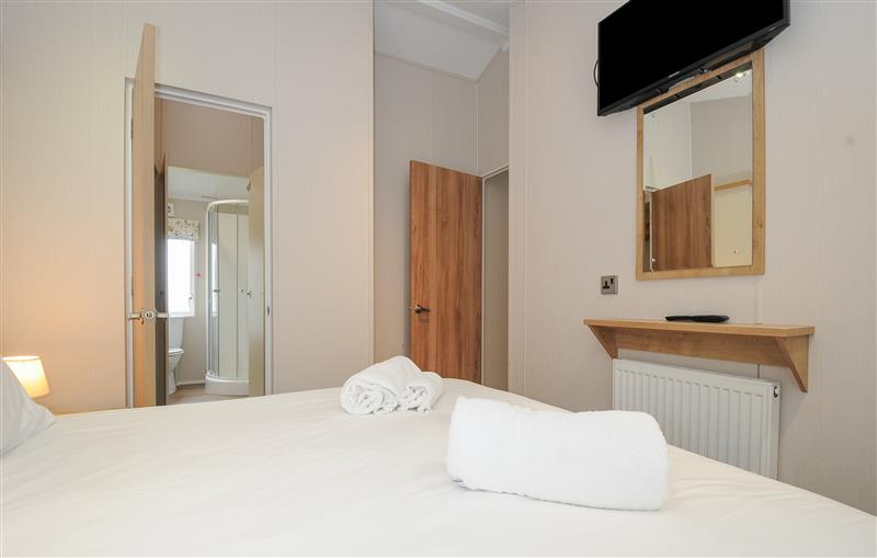 A bedroom in 3 Bed Lodge (Plot 68) (photo 2) at 3 Bed Lodge (Plot 68), Brixham