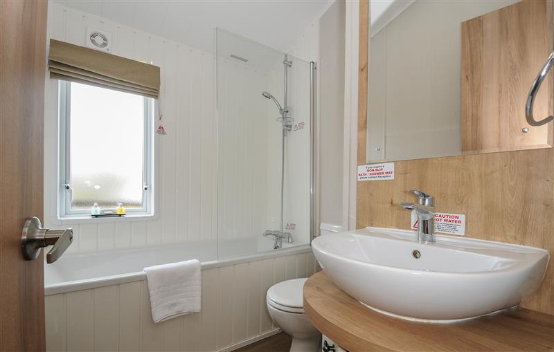 The bathroom (photo 2) at 3 Bed Lodge (Plot 73 with Pets), Brixham