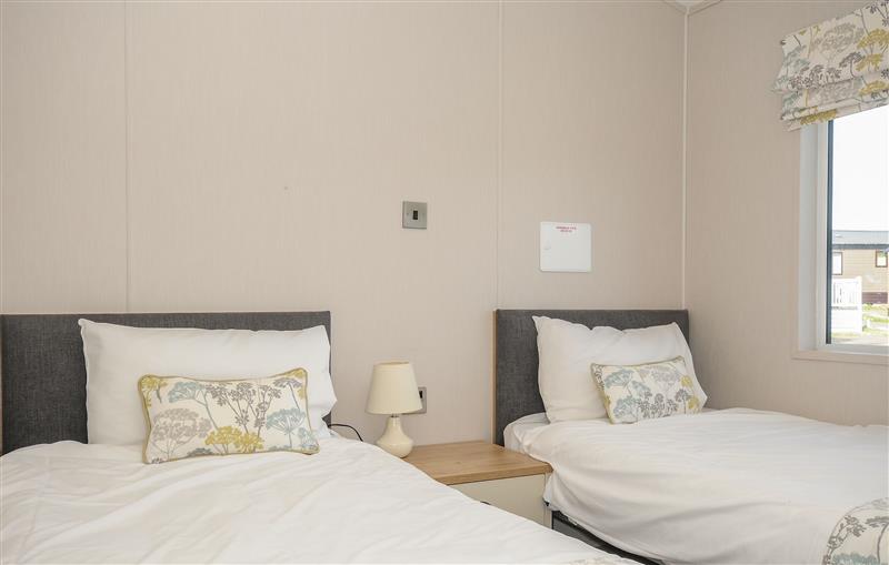 A bedroom in 3 bed lodge Plot B011 (photo 2) at 3 bed lodge Plot B011, Brixham