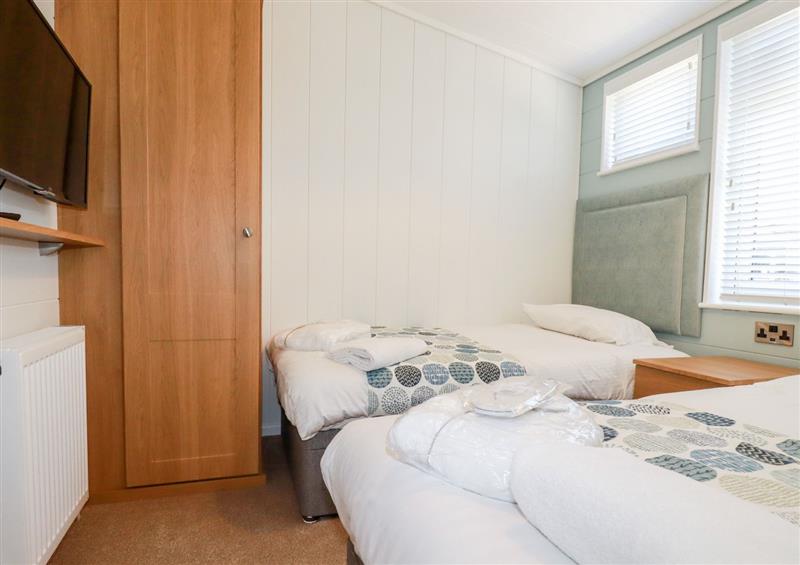 A bedroom in 3 bed Platinum lodge at Hengar (photo 2) at 3 bed Platinum lodge at Hengar, St Trudy near St Breward