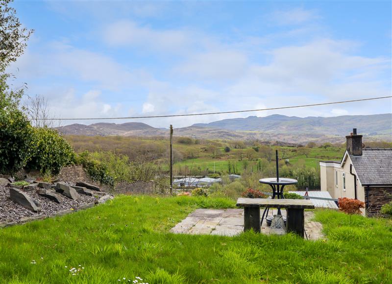 Rural landscape at 3 Bryn Golau, Penrhyndeudraeth