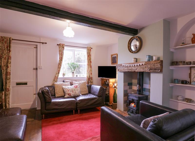 Relax in the living area at 3 Canada Cottages, Lindsey near Hadleigh