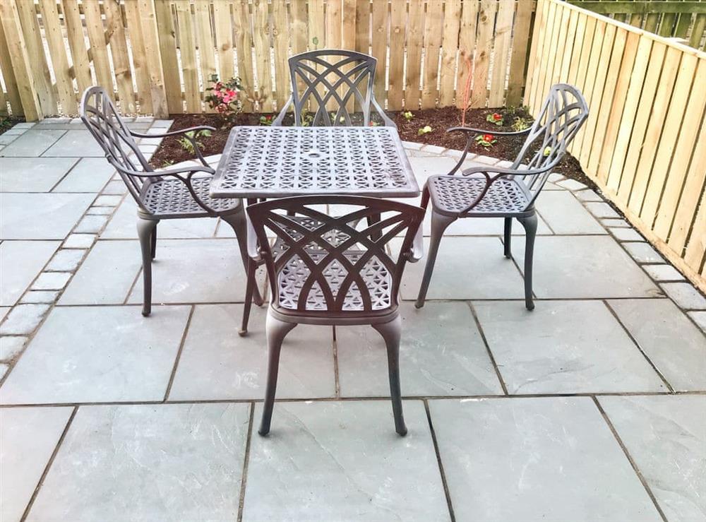 Sitting-out-area at 3 Catherine Cottages in Keswick, Cumbria