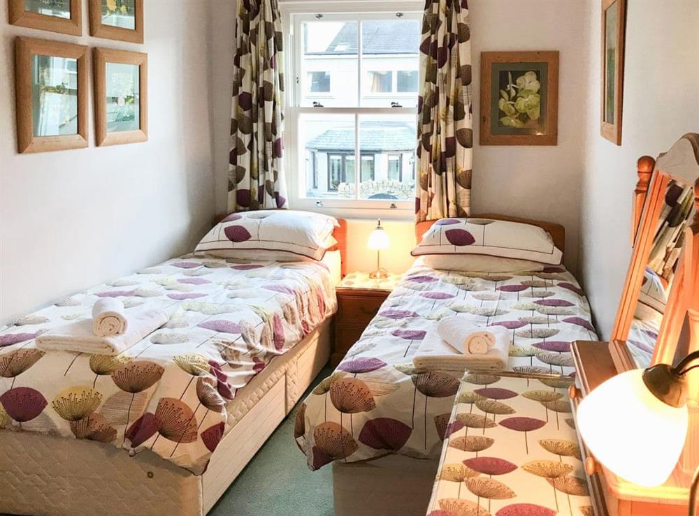 Twin bedroom at 3 Catherine Cottages in Keswick, Cumbria