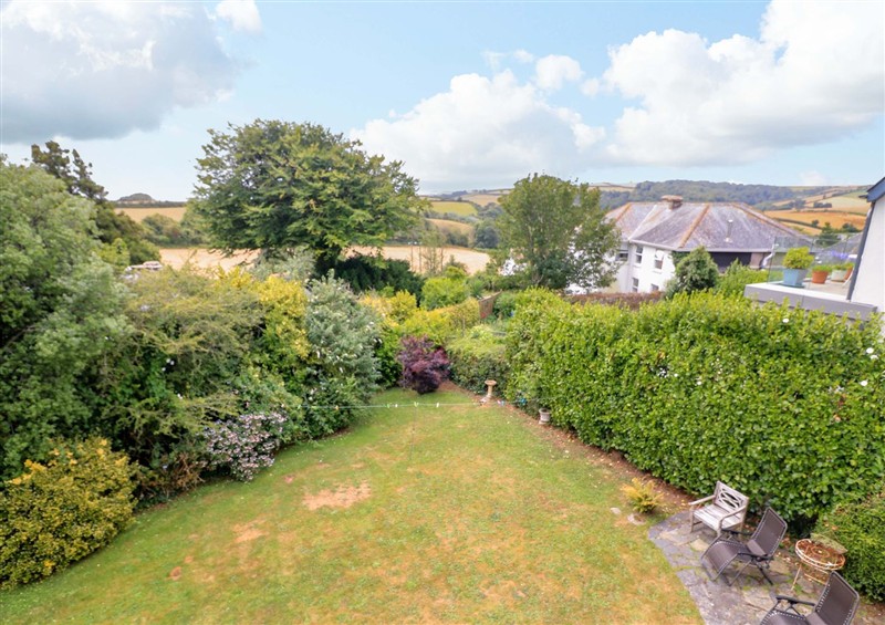 Outside (photo 4) at 3 Chantry Hill, Slapton