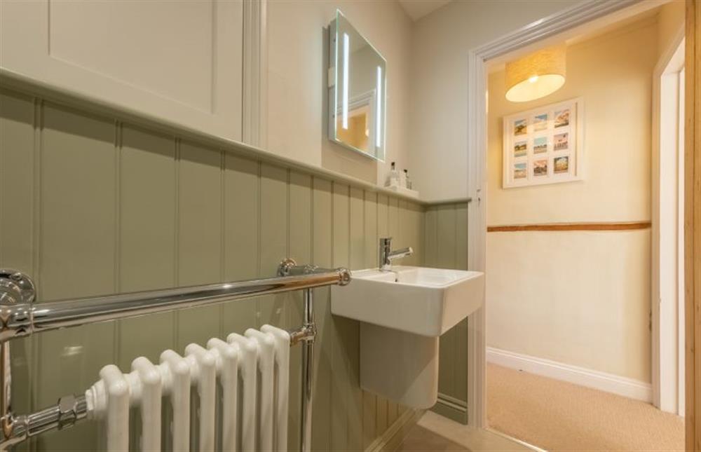 First floor: Bathroom  (photo 3) at 3 Chapel Cottages, Docking near Kings Lynn