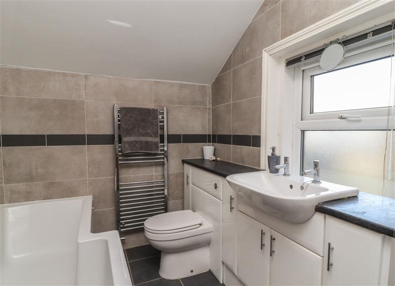 The bathroom at 3 Glendowne Terrace, Harrogate