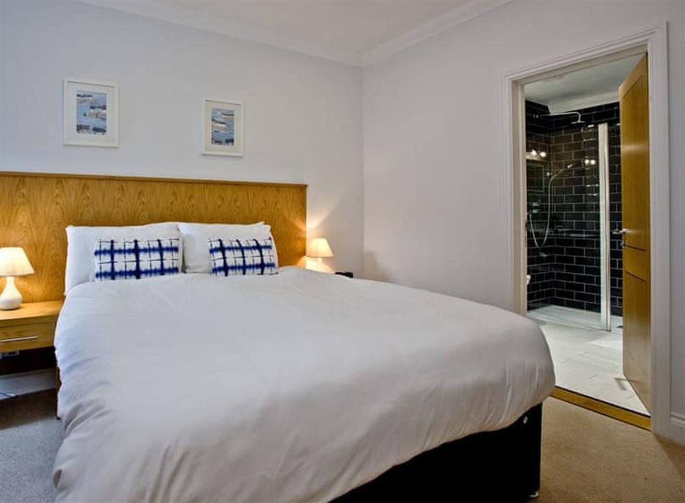 Double bedroom (photo 2) at 3 Goodrington Lodge in , Paignton