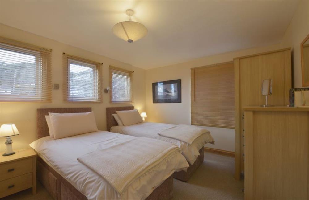 Twin bedroom at 3 Hazeldene, Salcombe, South Hams