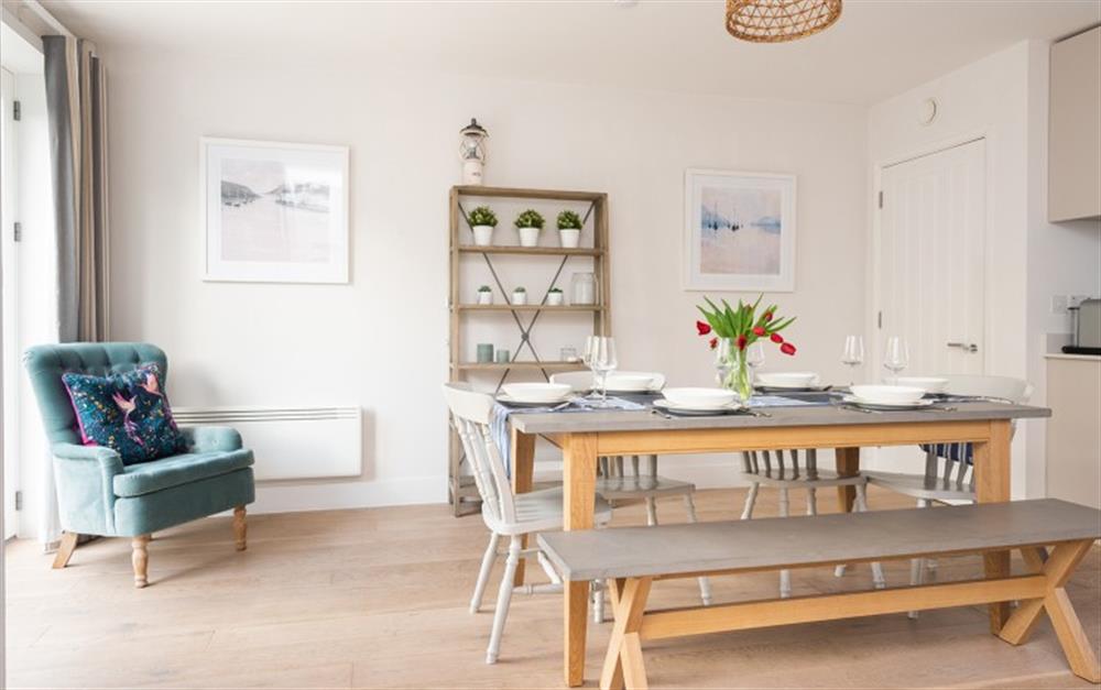 Another view of the dining area at 3 Island Place (Saltstone) in Salcombe