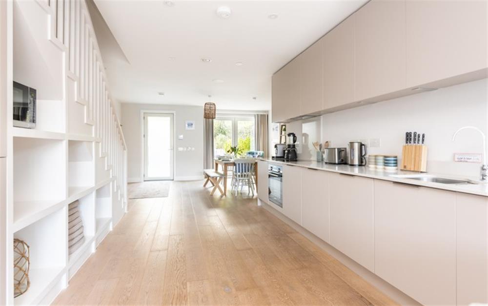 The spacious and well equipped kitchen at 3 Island Place (Saltstone) in Salcombe