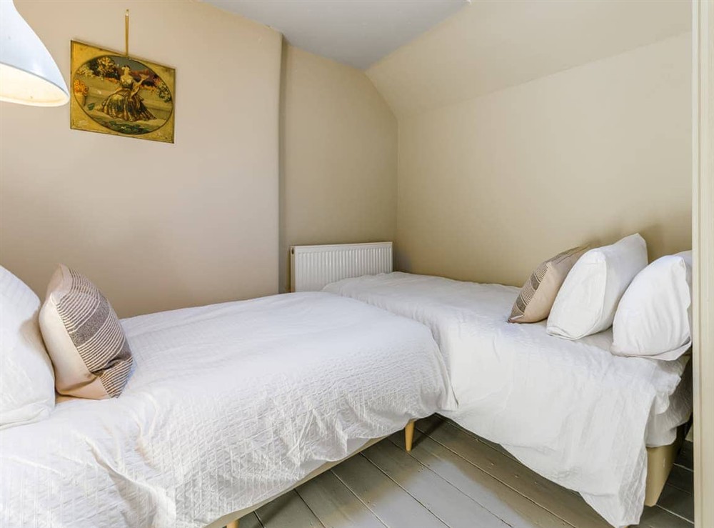 Twin bedroom at 3 Legged Duck Cottage in Ystrad Muerig, Dyfed