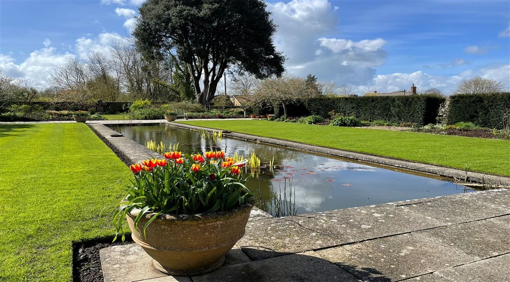 Pool at 3 Lytes Cottage in Somerton, Somerset