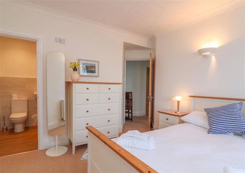 Double bedroom (photo 2) at 3 Melbury, Salcombe, Devon