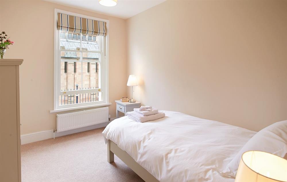 First floor: Bedroom with 3’ single bed at 3 Palace Yard, Hereford