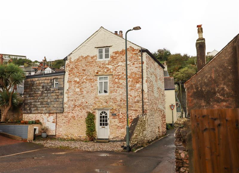 The setting of 3 Pebble Cottage