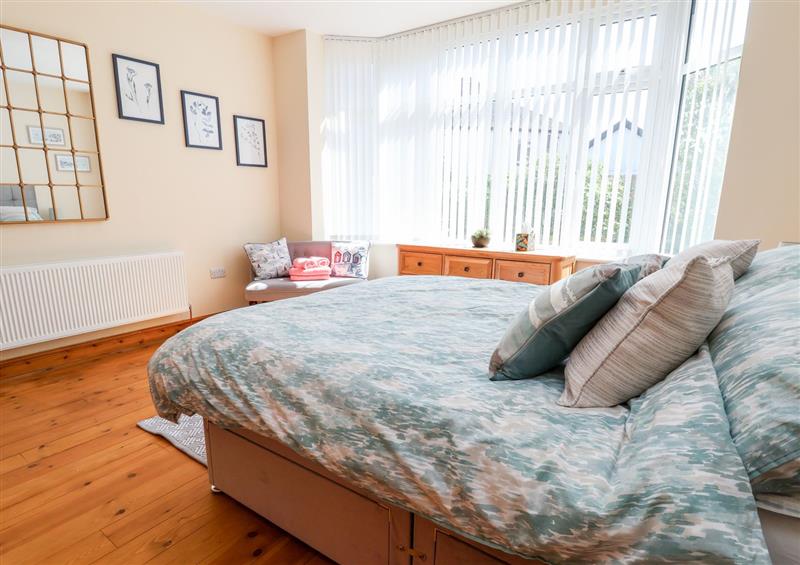 One of the 2 bedrooms at 3 Rhyd Drive, Rhos-On-Sea