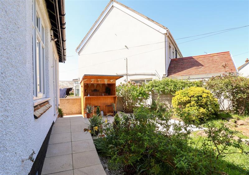 The setting (photo 4) at 3 Rhyd Drive, Rhos-On-Sea