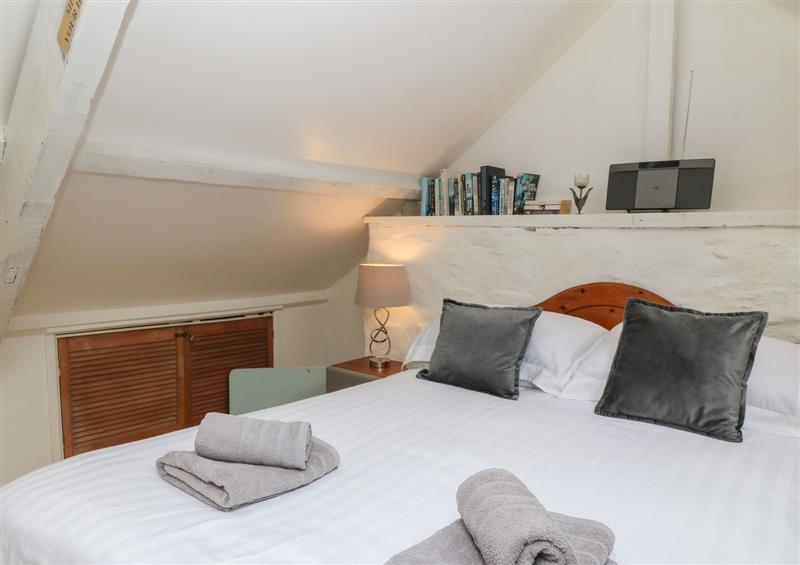 One of the bedrooms at 3 River View, Looe