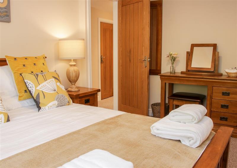 Bedroom (photo 2) at 3 Rock Terrace, Llanarmon Dyffryn Ceiriog near Glyn Ceiriog