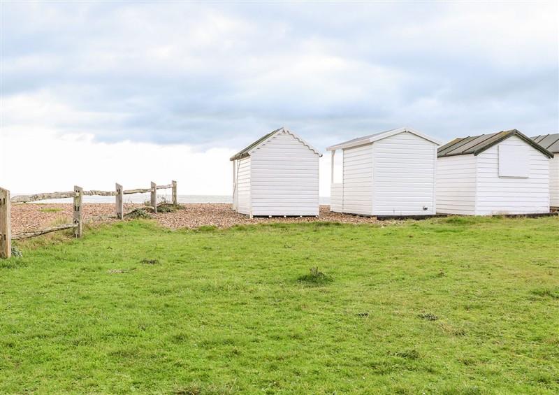 Outside 3 Seaview Cottages