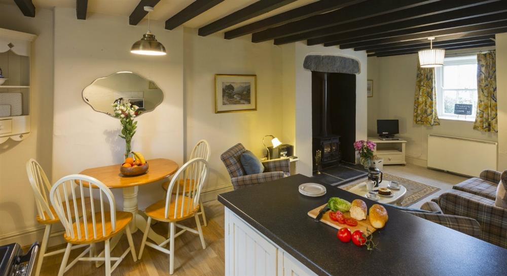 The kitchen and dining area at 3 Siloam Cottage in Conwy, North Wales
