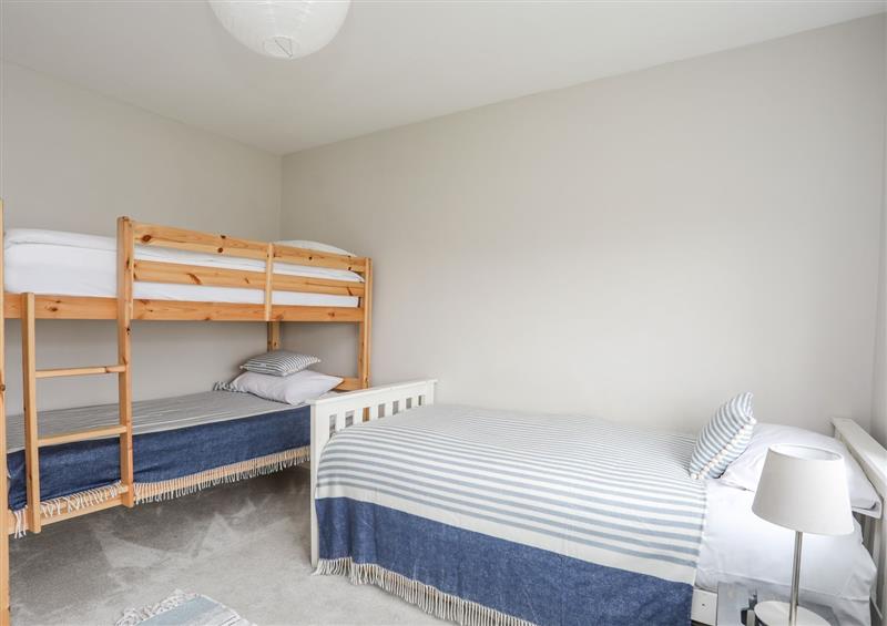 A bedroom in 3 St Tudwals (photo 2) at 3 St Tudwals, Mynytho near Llanbedrog