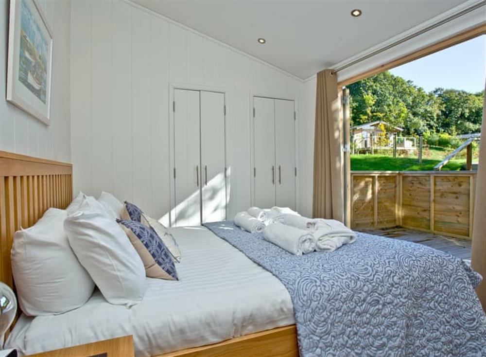 Double bedroom at 3 Streamside in , Lanreath