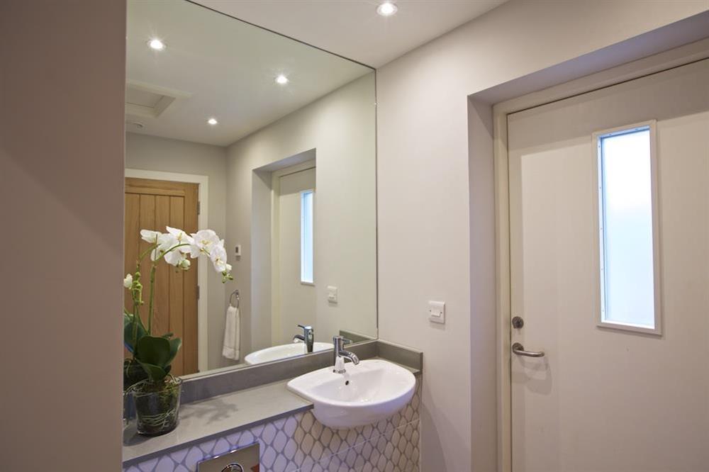 Shower room on the ground floor (photo 2) at 3 The Drive in , Hillfield, Dartmouth