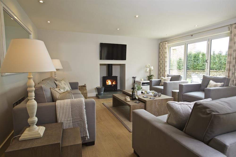 Stunning, light and bright open-plan living space at 3 The Drive in , Hillfield, Dartmouth