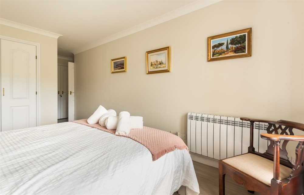 A bedroom in 3 The Moorings (photo 2) at 3 The Moorings in Kingsbridge