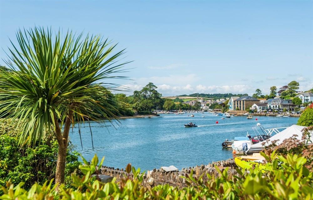 Photo of 3 The Moorings (photo 6) at 3 The Moorings in Kingsbridge
