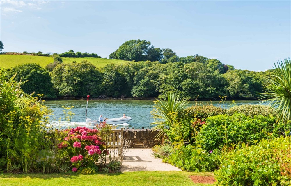 The garden in 3 The Moorings at 3 The Moorings in Kingsbridge