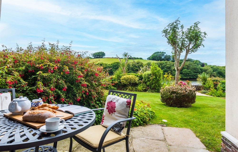 This is the garden (photo 2) at 3 The Moorings in Kingsbridge