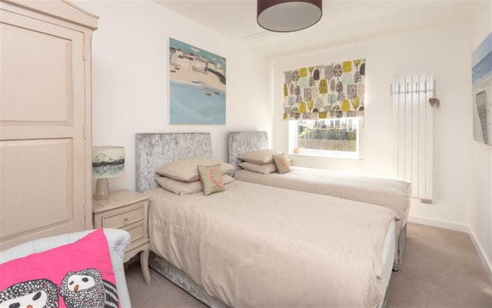 The twin bedroom  at 3 The Old Boatyard in Appledore