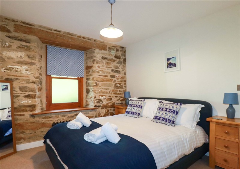 One of the bedrooms at 3 The Old Cornstore, St Agnes