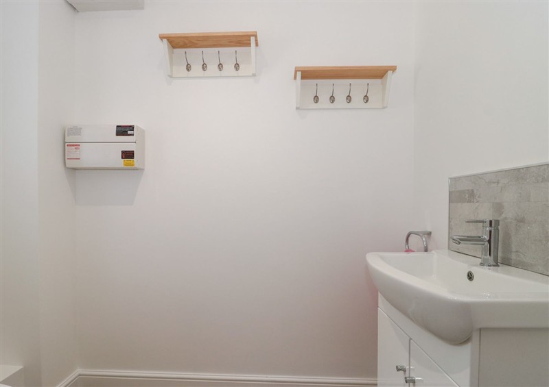 Bathroom at 3 The Stables, Watchfield near Highbridge