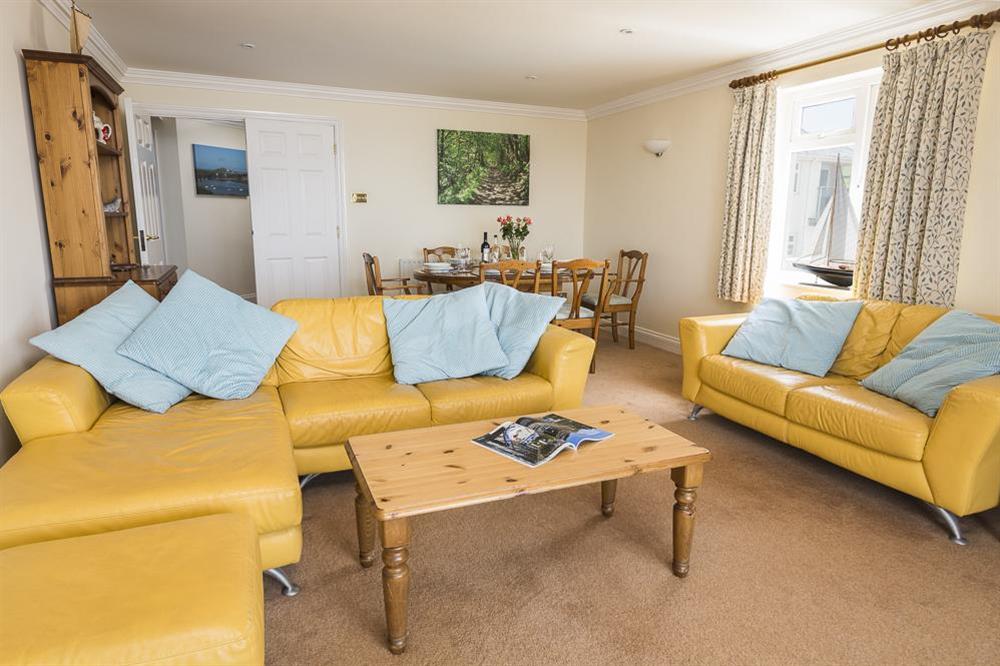 Comfortable lounge with sea views at 3 Thurlestone Rock Apartments in Thurlestone, Kingsbridge
