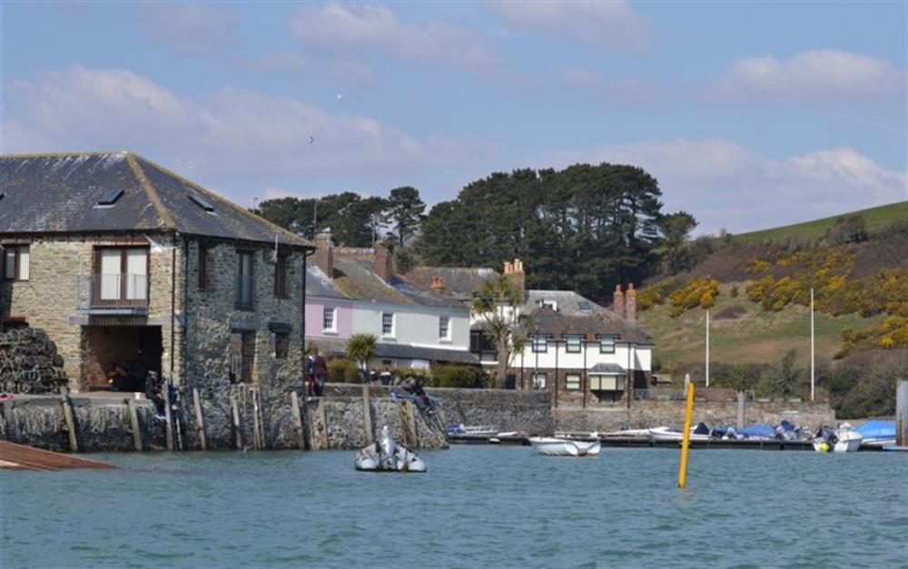 Nearby Victoria Quay is great for crabbing at 3 Waters Edge in Salcombe