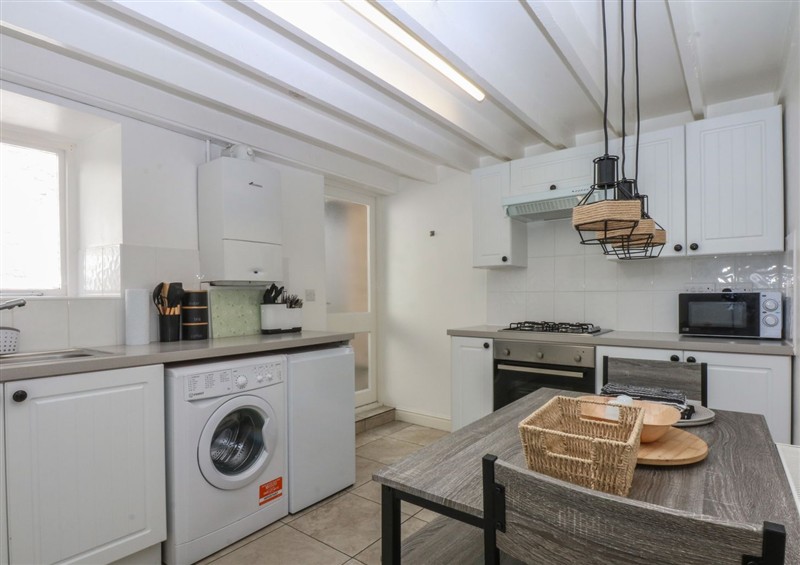 Kitchen (photo 2) at 3 York Place, Conwy