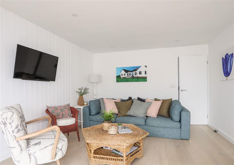 The living room at 31 Sisial Y Mor, Rhosneigr