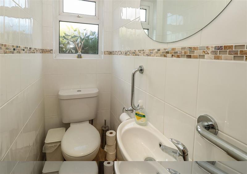 This is the bathroom (photo 2) at 33 Weymouth Park, Hope Cove