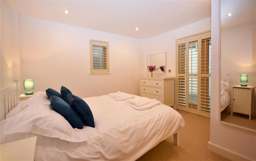 The double bedroom again at 34 Talland in Talland Bay