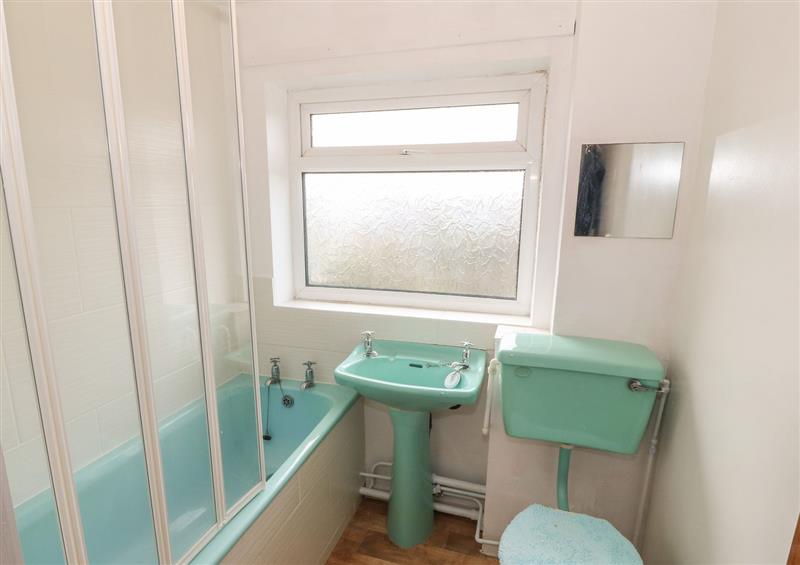Bathroom at 35-37 Upper Quay Street, Amlwch