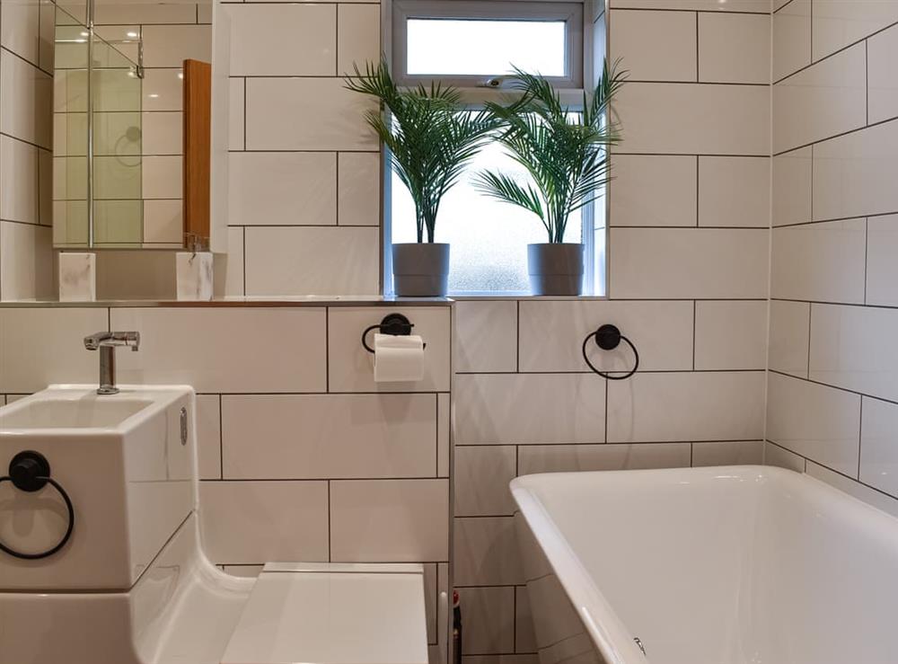 Bathroom (photo 2) at 35 Silver Road ( Merriman Lodge) in Glastonbury, Somerset